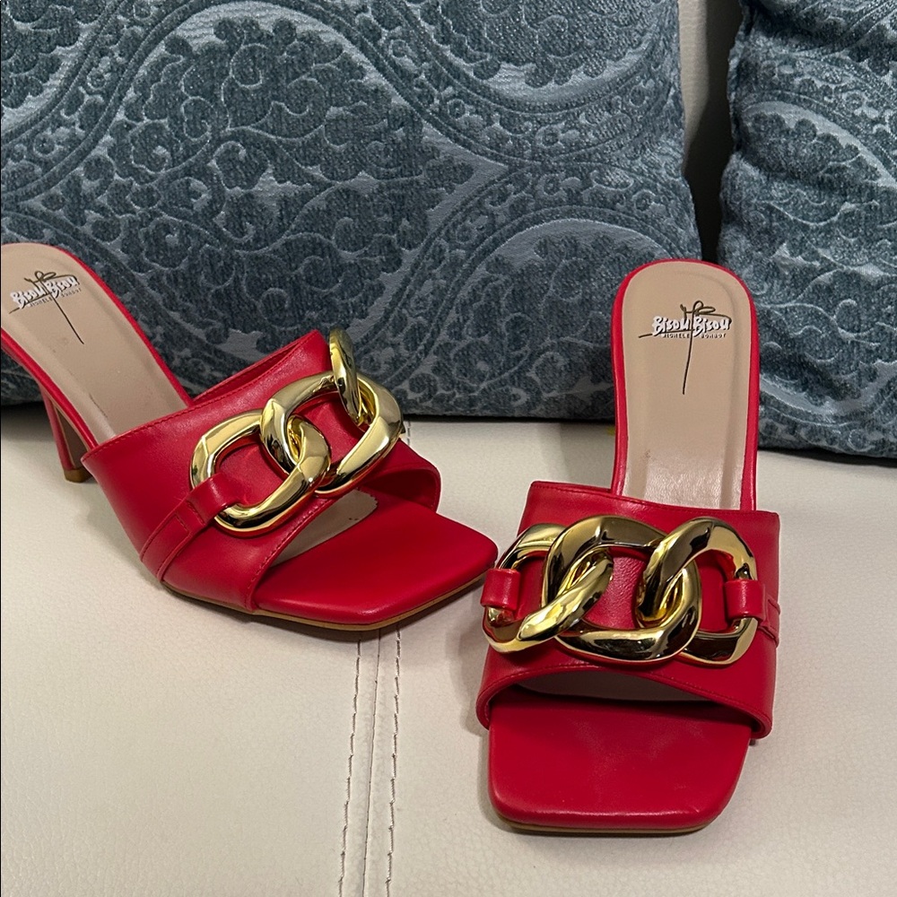 Bison Bisou Red Mules with Gold Chain Accent